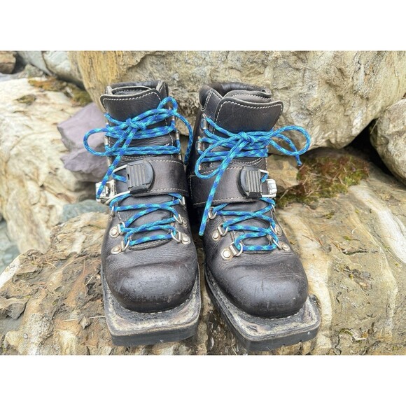 Nordic Ski Boots 3 Pin - Etsy Canada SCARPA Vtg Nordic Telemark 75mm Leather Ski Boots Men\'s 4.5 Women’s 5.5 -6